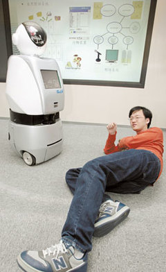 居家照護智能機器人 如影隨行的未來照護新方案